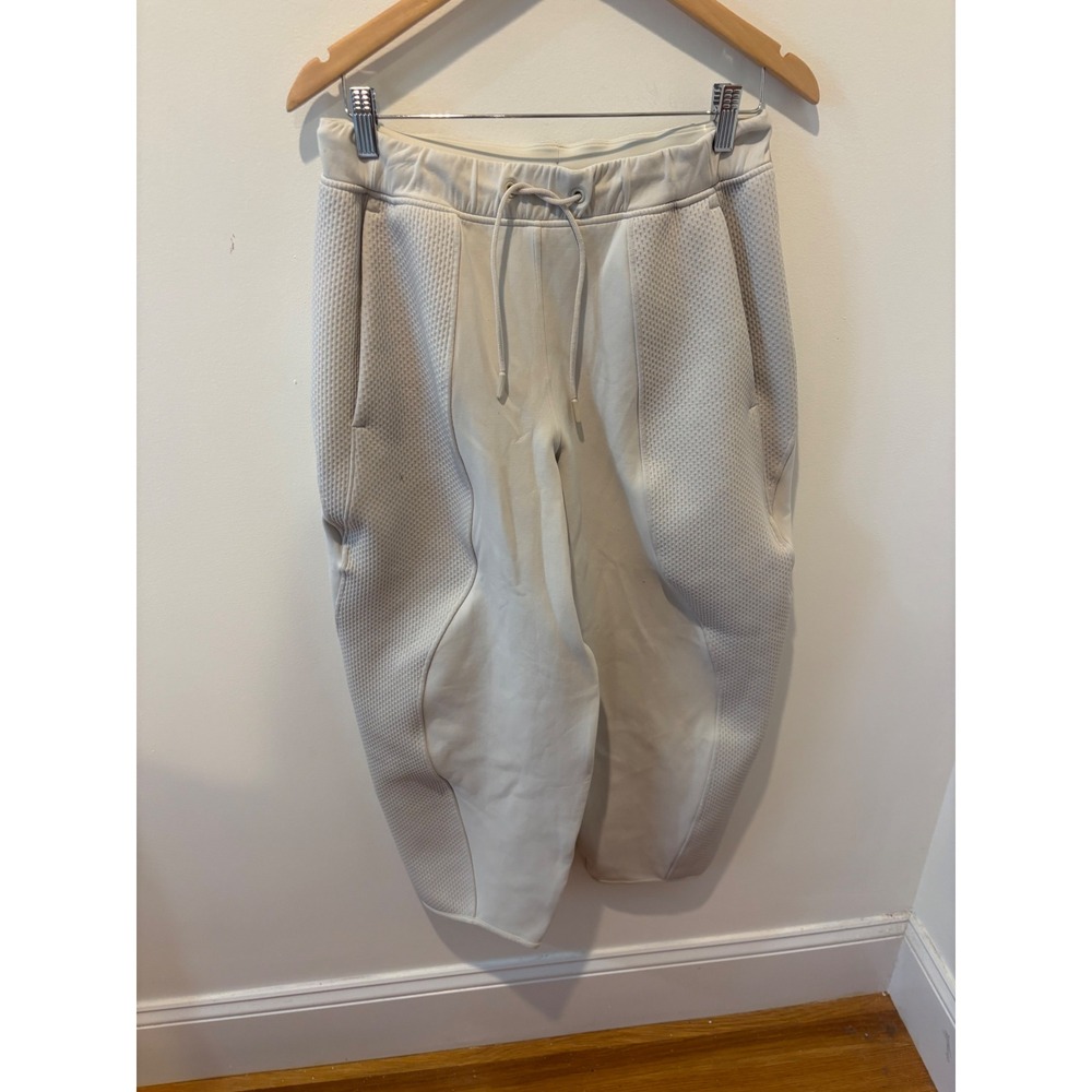 Lululemon Lab Women Bone Barrel Sweatpants Cream Size M